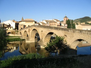 Blick auf Puente la Reina