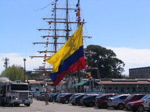 Kolumbianisches Militärschiff