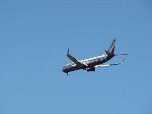 Flugzeug vor Düsseldorf