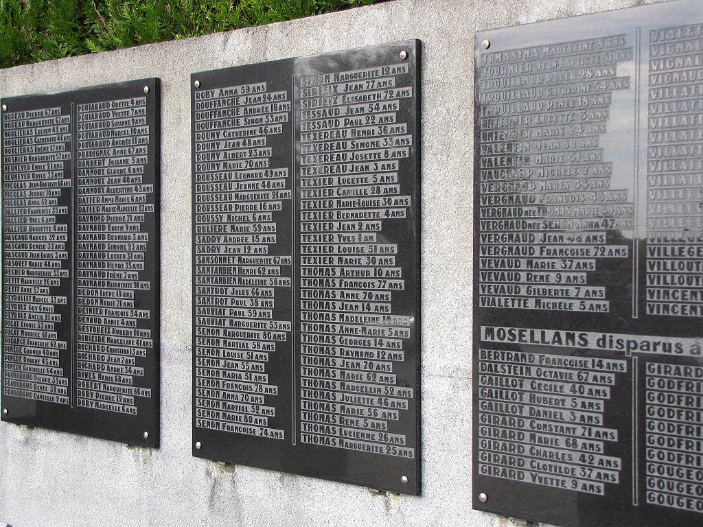 Gedenktafel in Oradour-sur-Glane