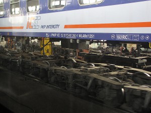 Montage der Drehgestelle in Brest