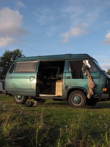 VW-Bus in Schweden