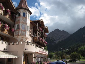 Hübsche Hausfassaden in Südtirol