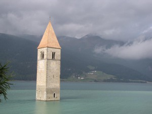 Kirchturm im Reschensee