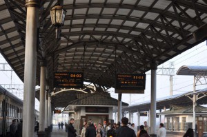 Überdachter Bahnhof in Krasnoyarsk