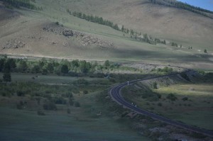 Kurvenförmige Eisenbahntrasse