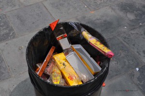 Verpackungsmüll der Räucherstäbchen