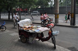 Fahrrad als Zeitungsstand