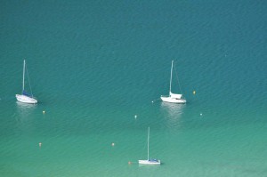 Leuchtender Achensee in Österreich