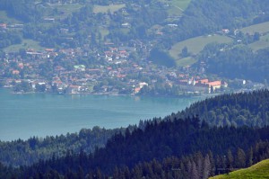 Fernsicht auf den Tegernsee und das Schloss