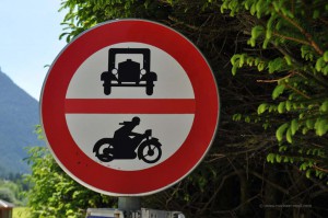 Historisches Verkehrsschild