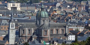 Blick auf die Kathedrale von Namur