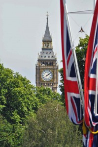 Big Ben und britische Flagge