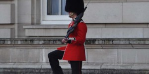 Soldat vor dem Buckhingham Palast