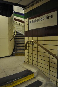 Aufgang in der Londoner U-Bahn