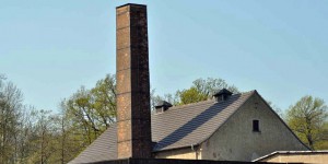 Krematorium mit Schornstein