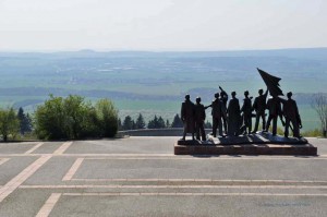 Mahnmal mit Blick auf Weimar