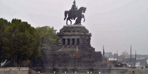 Reiterstandbild am Deutschen Eck