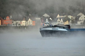 Nebeliger Rhein