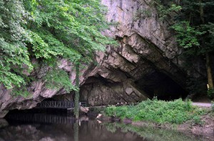 Höhlen der Lesse