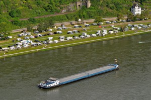 Schiffe an der Loreley