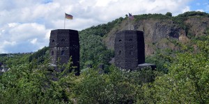 Zerstörte Brücke bei Remagen