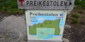 Auf dem Weg zum Preikestolen