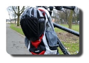 Rucksack mit Fahrradhelm