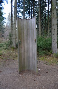 Klangerlebnis auf einem Wanderweg am Möhnesee