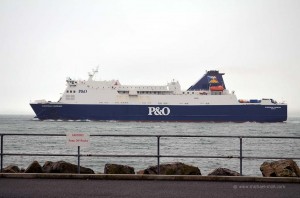 Fähre der Gesellschaft P&O