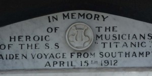 Denkmal für die Musiker der Titanic in Southampton
