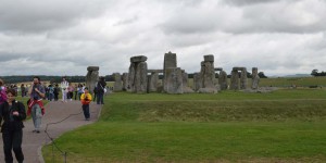 Rundweg um die Steine von Stonehenge