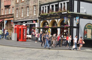 Straße in Edinburgh