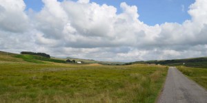 Straße durch die Highlands