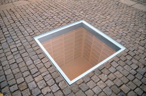 Ort der Bücherverbrennung auf dem Bebelplatz