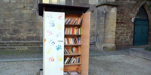 Bücherschrank