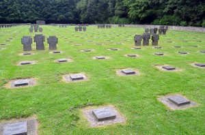 Ehrenfriedhof Vossenac