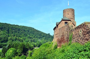 Burg Hengebach in Heimbach