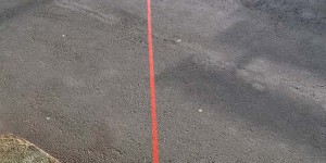 Bahnsteig mit Grenze