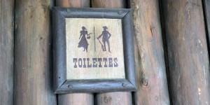 Toiletten in der Westernstadt