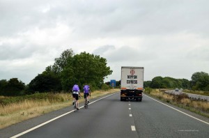 Radfahrer werden natürlich rechts überholt