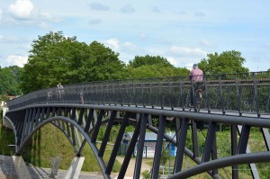 Brücke an der Emscherpromenade