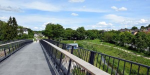 Brücke an der Emscherpromenade