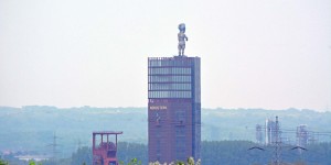 Blick von der Schurenbachhalde zur Zeche Nordstern