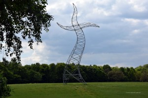 Tanzender Strommast der Emscherkunst