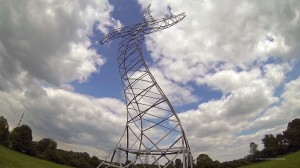 Tanzender Strommast der Emscherkunst