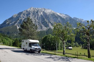 Wohnmobil vor dem Grimming
