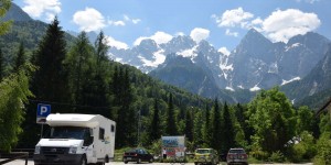 Wohnmobil vor dem Triglav Nationalpark