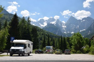 Wohnmobil vor dem Triglav Nationalpark