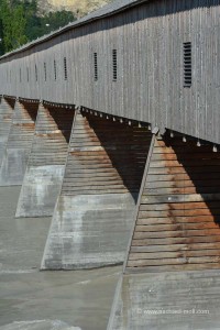 Holzbrücke über den Rhein